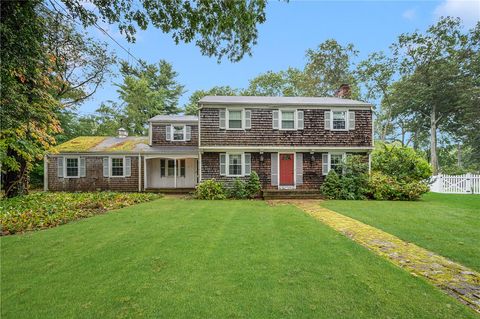 4 Old Chimney Road Barrington RI 02806