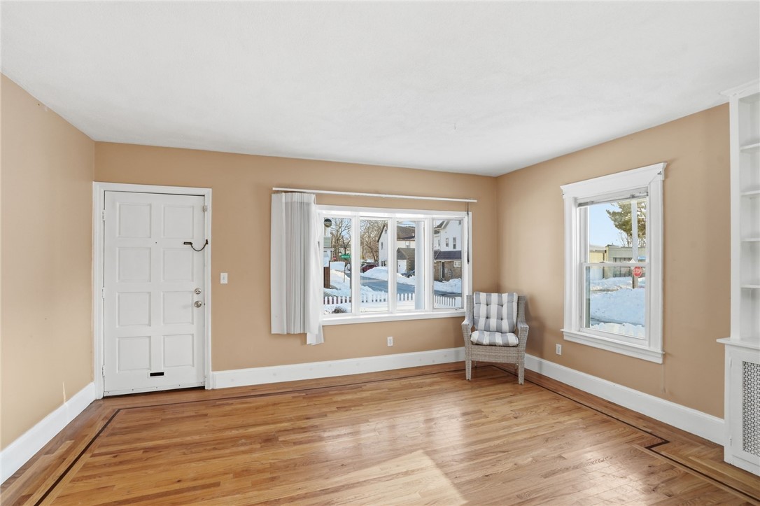 957 Mineral Spring Avenue