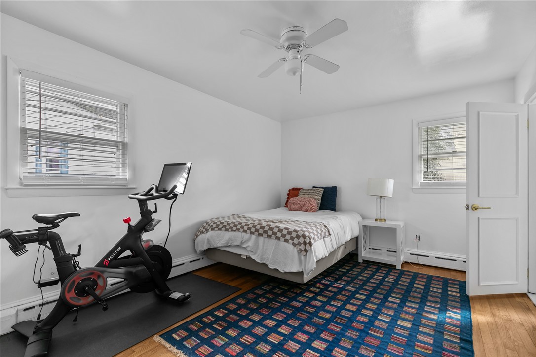 Newport, Rhode Island 02840, United States, 3 Bedrooms Bedrooms, ,2 BathroomsBathrooms,Residential,Active,227531