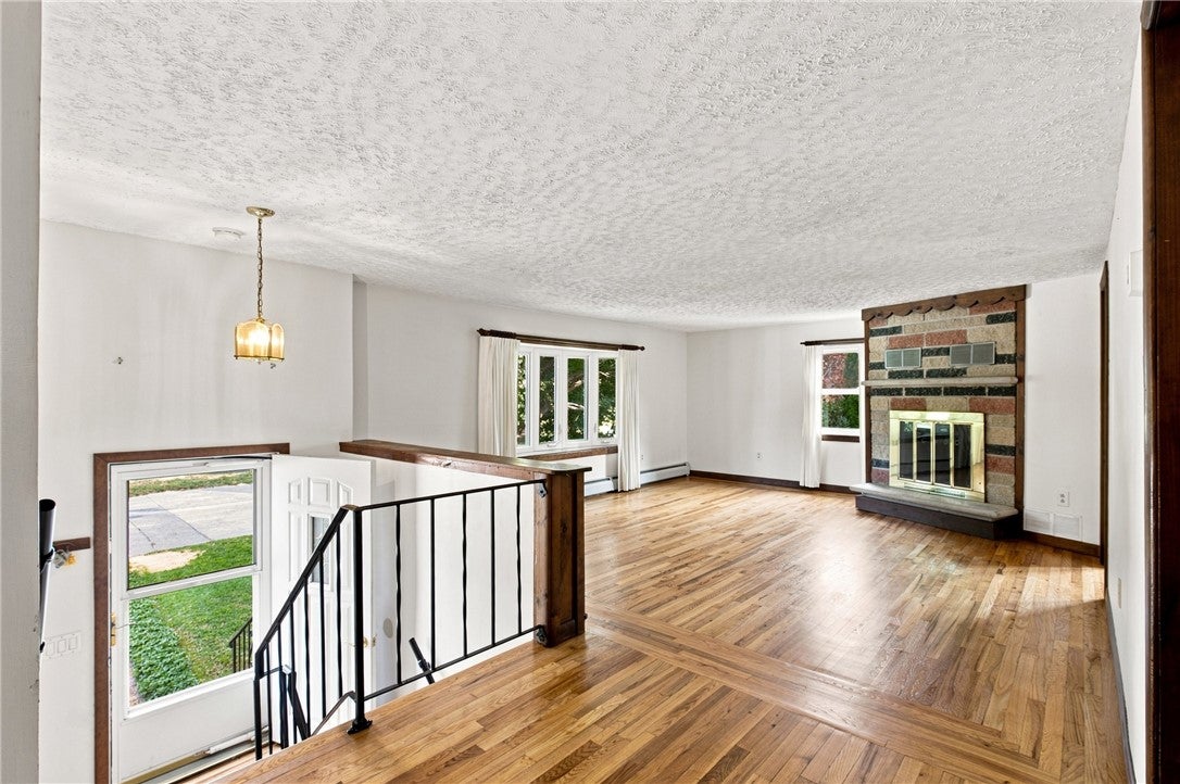 18 Continental Drive