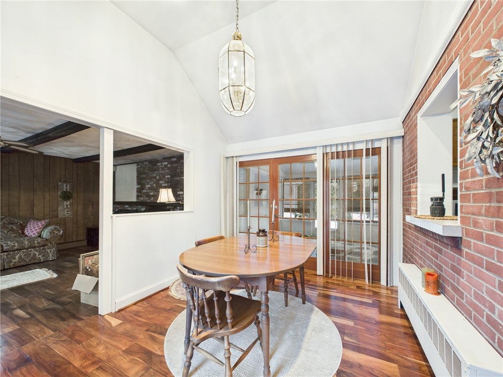 299 West Allenton Road
