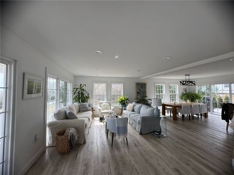 3 Baldwin Road Middletown RI 02842