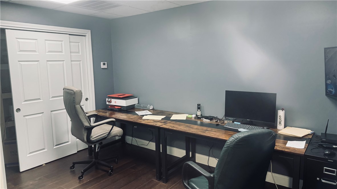 47 Cedar Swamp Road 6