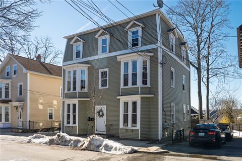 20 Peach Avenue Providence RI 02906