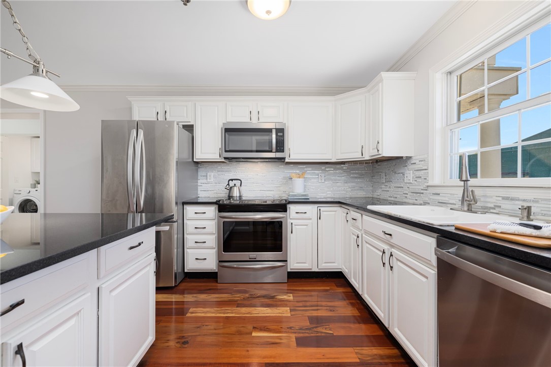 231 Maple Avenue 204