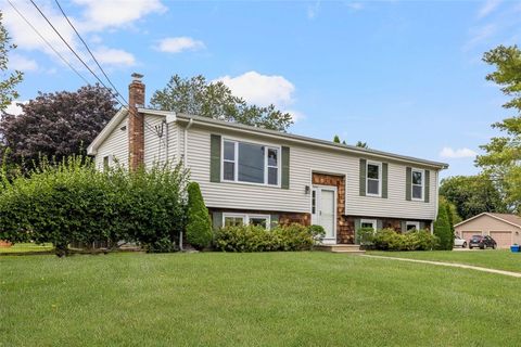 95 Amy Drive Cranston RI 02921