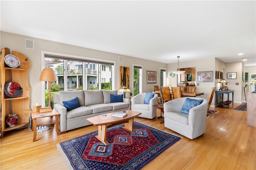138 Windward Lane