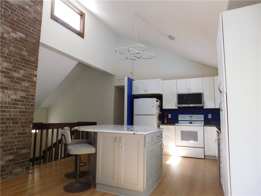 4 Glendale Circle
