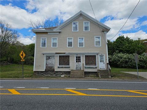 Multi Family in Glocester RI 199 Putnam Pike.jpg