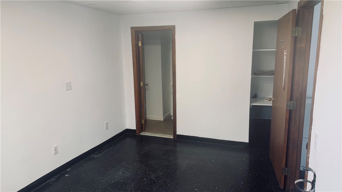 968 Plainfield Street