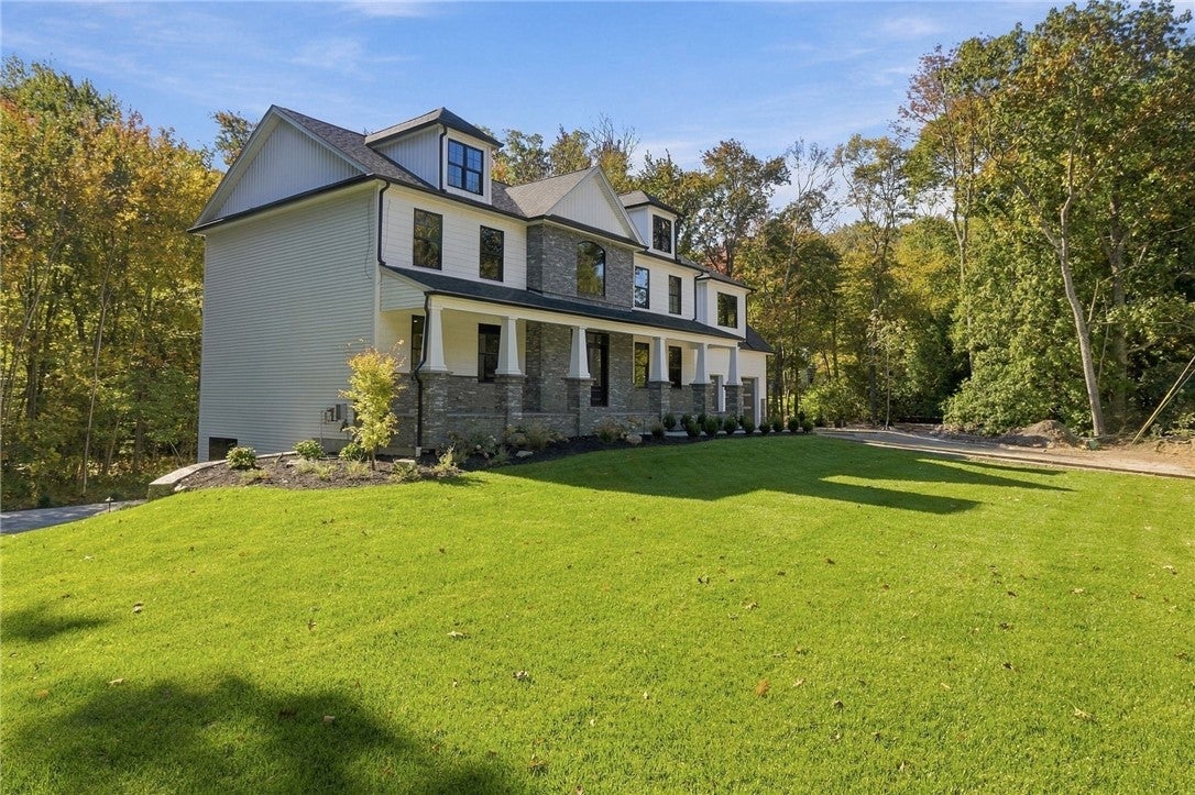 12 Beechwood Drive