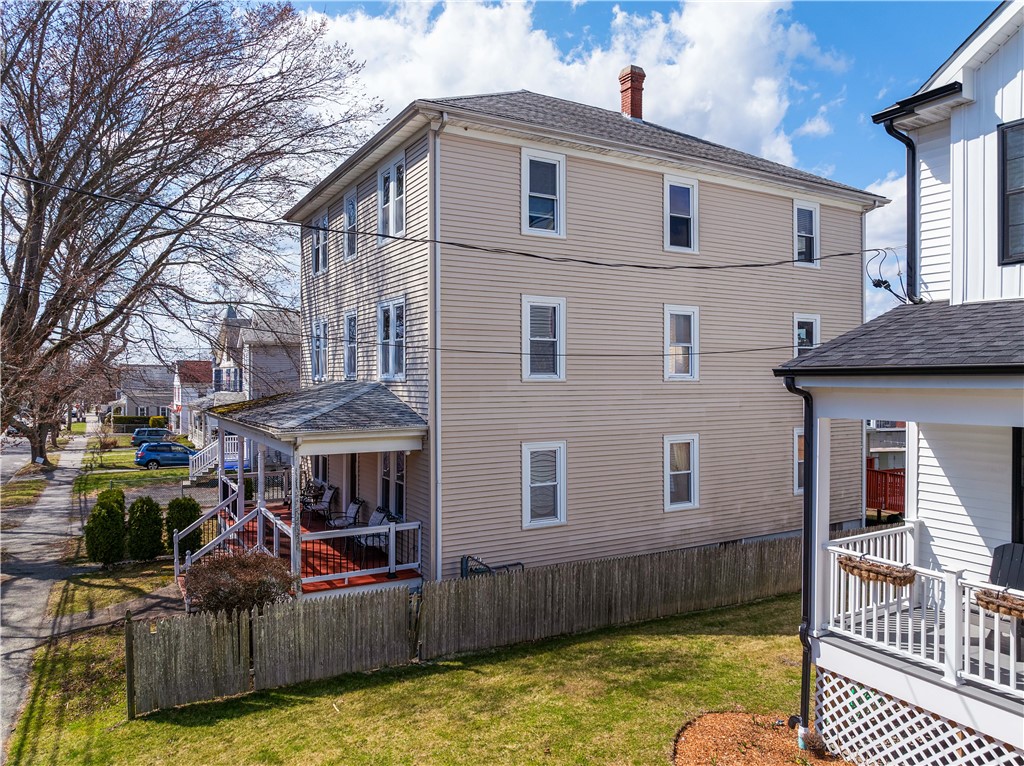85 Bayview Avenue