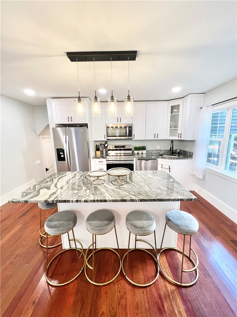 1375 Louisquisset Pike