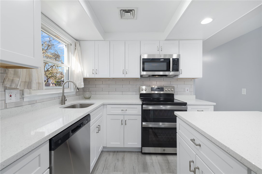 9 Long Pond Road