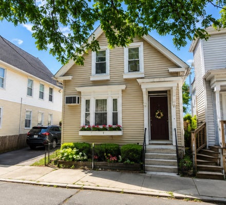 16 WINSOR ST, PROVIDENCE, RI 02908 - Image 8bc866cfd8bc375bd740d6a096e1a66d/698997228