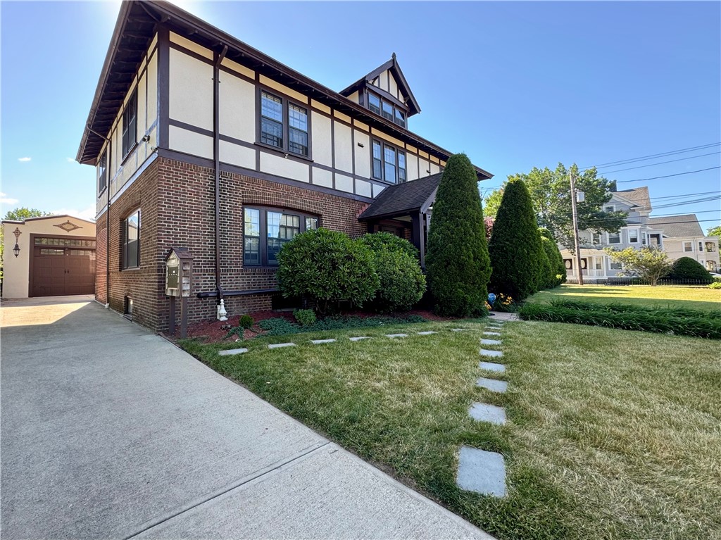 24 Walnut Street