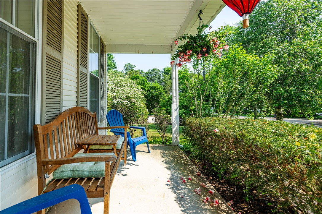 Coventry, Rhode Island 02816, United States, 3 Bedrooms Bedrooms, ,3 BathroomsBathrooms,Residential,Active,164298