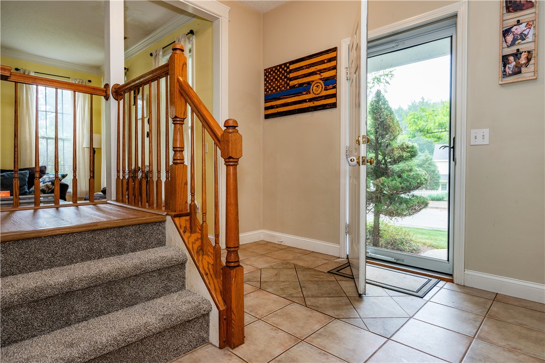 Coventry, Rhode Island 02816, United States, 3 Bedrooms Bedrooms, ,3 BathroomsBathrooms,Residential,Active,164298