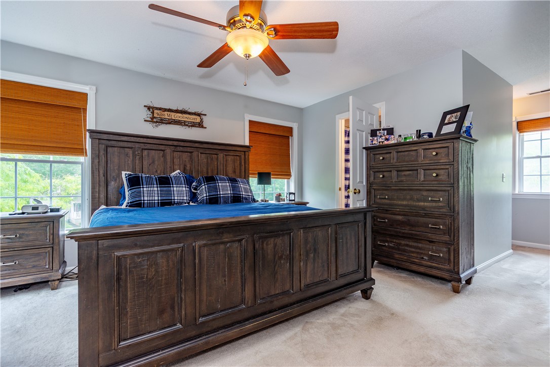 Coventry, Rhode Island 02816, United States, 3 Bedrooms Bedrooms, ,3 BathroomsBathrooms,Residential,Active,164298