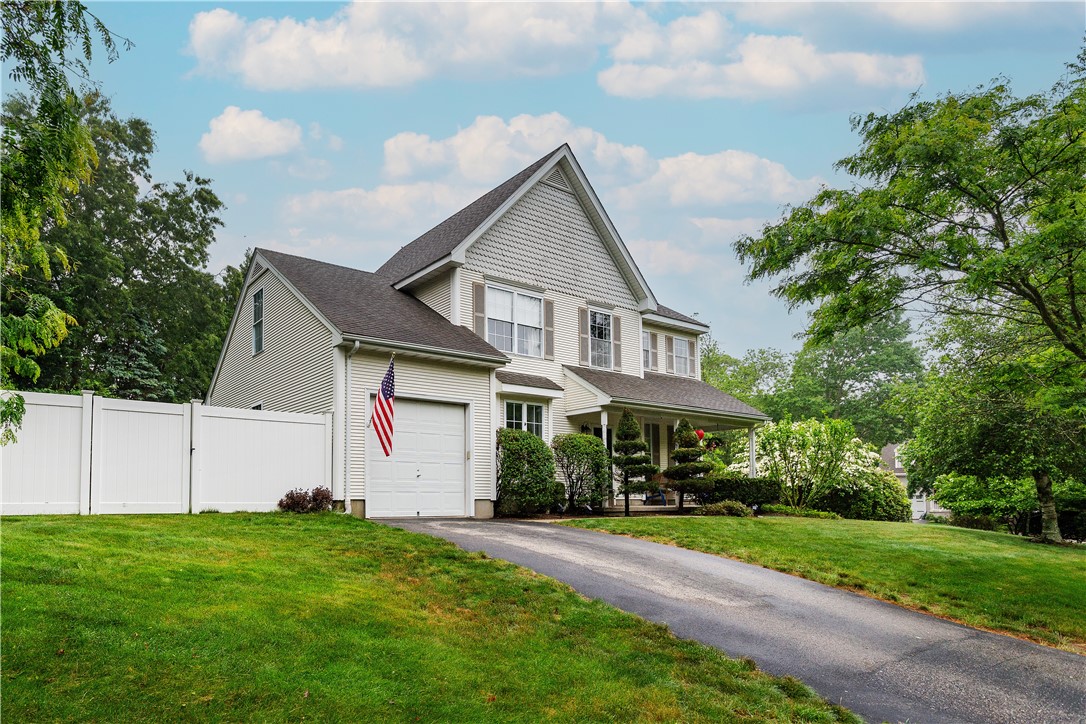 Coventry, Rhode Island 02816, United States, 3 Bedrooms Bedrooms, ,3 BathroomsBathrooms,Residential,Active,164298