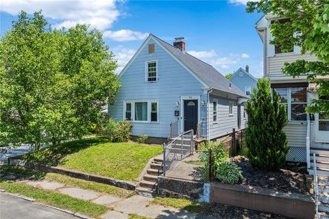 Single Family Residence in Cranston RI 94 Orchard Street.jpg