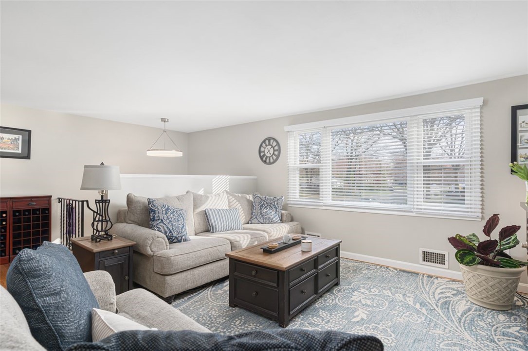 75 Woodcrest Road