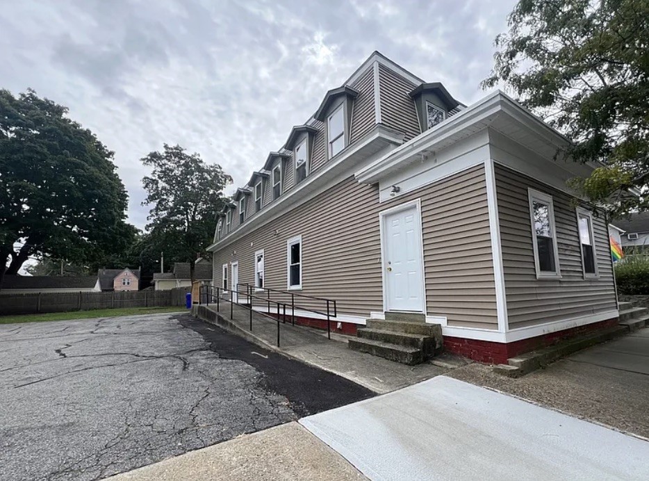 9 Turner Avenue 2