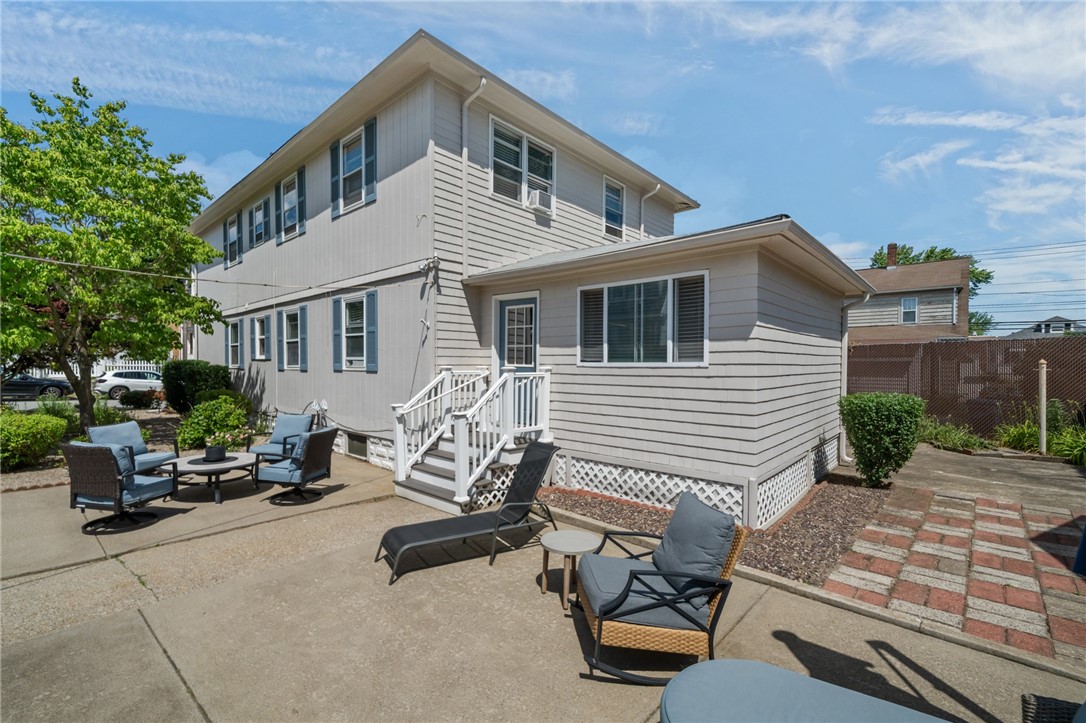 10 Denver Avenue