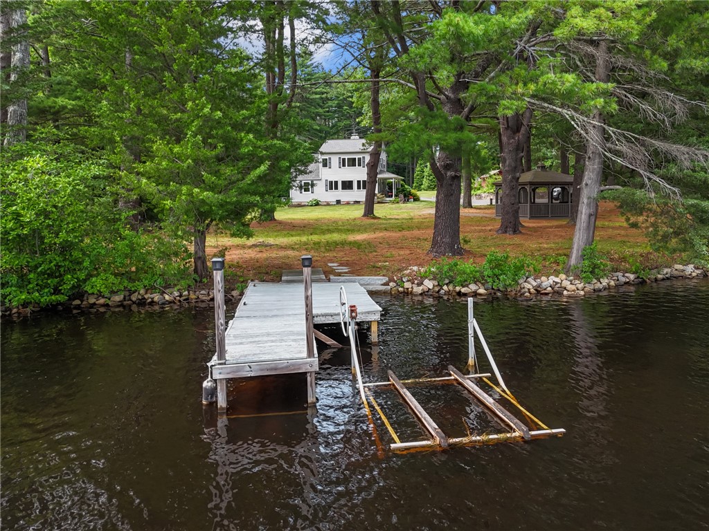 95 Lakehurst Drive
