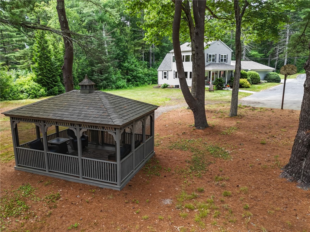95 Lakehurst Drive
