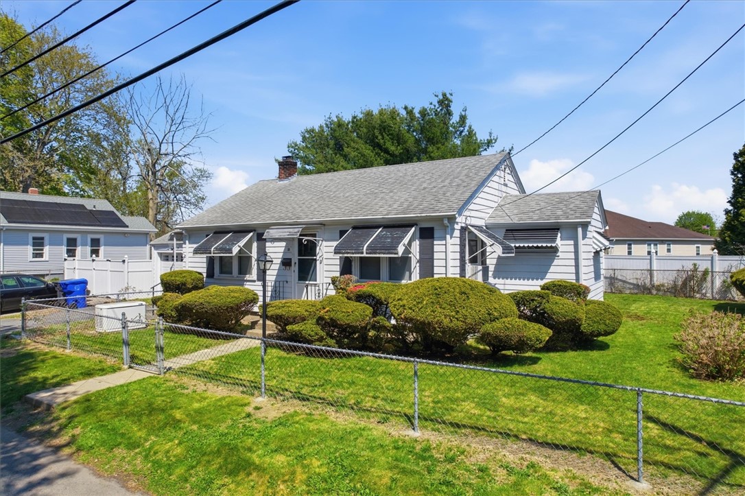 15 Rhodes Avenue