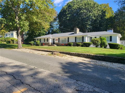 88 Homestead Avenue North Smithfield RI 02896