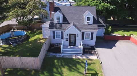 Single Family Residence in Cranston RI 110 Pond Street.jpg