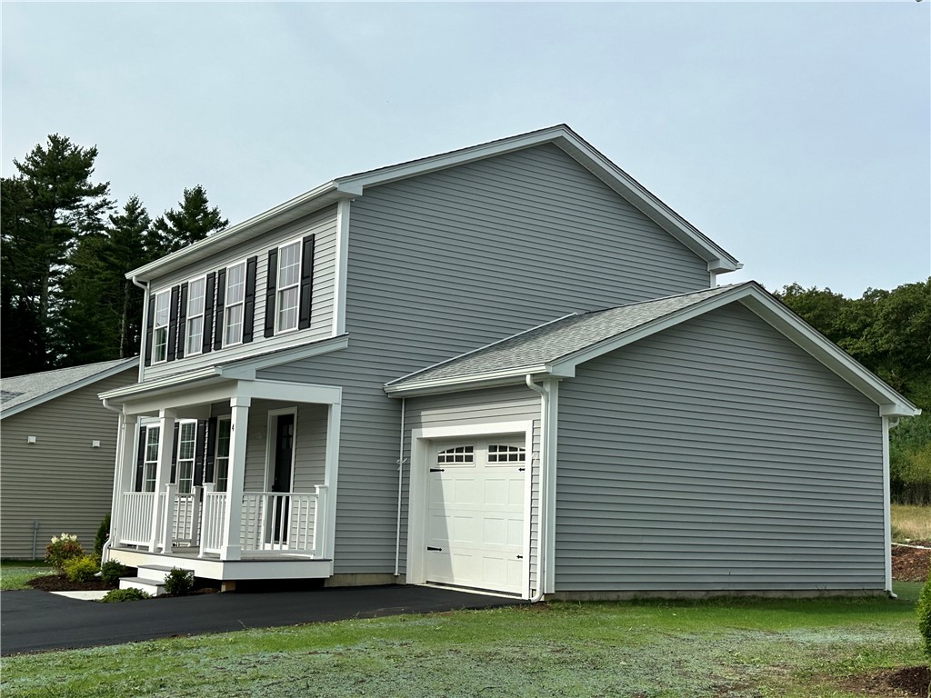 4 Pine Way Boulevard