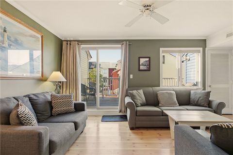 216 Goddard Row Newport RI 02840