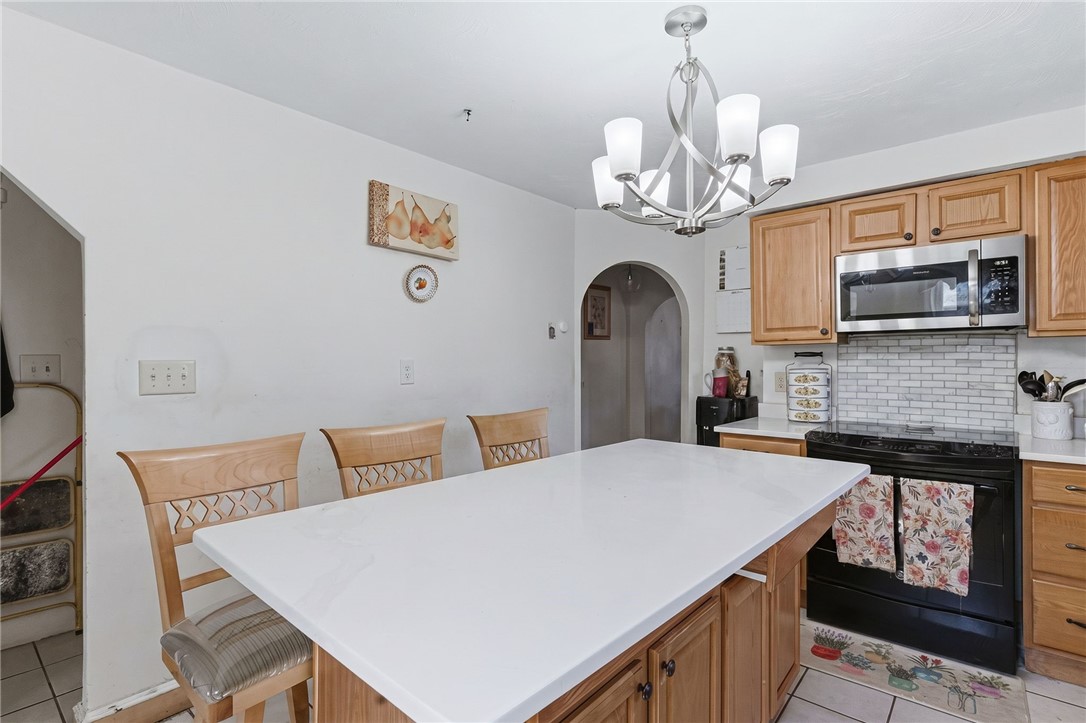 4 Rosemont Avenue