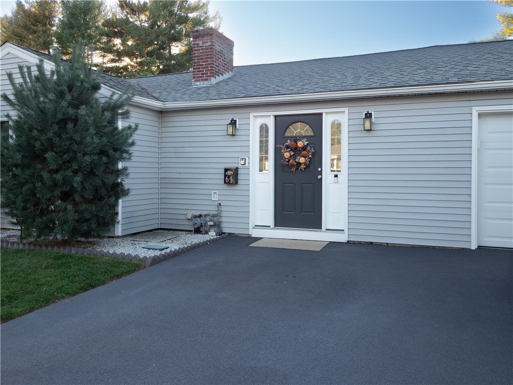 61 Fairfax Drive