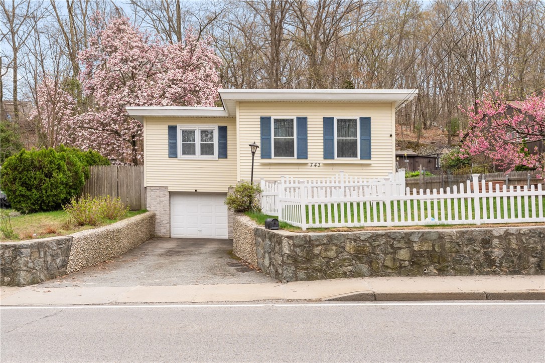 743 Wakefield Street