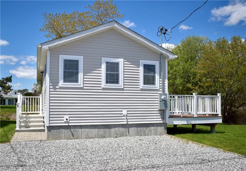 64 Burnside Avenue unit 4