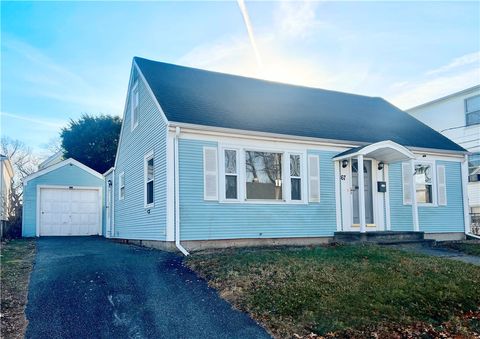 67 Cameron Street Pawtucket RI 02861