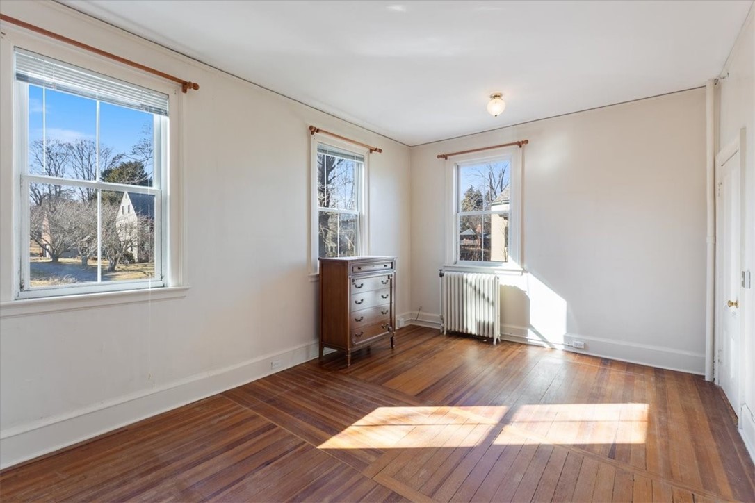 360 Gibbs Avenue 6
