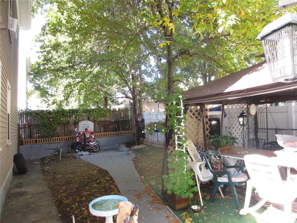25 31 Moore Street
