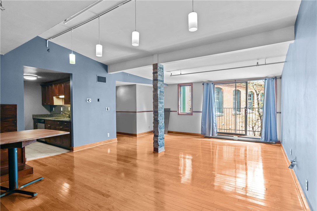 555 South Water Street 321