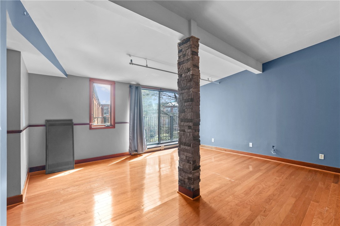555 South Water Street 321