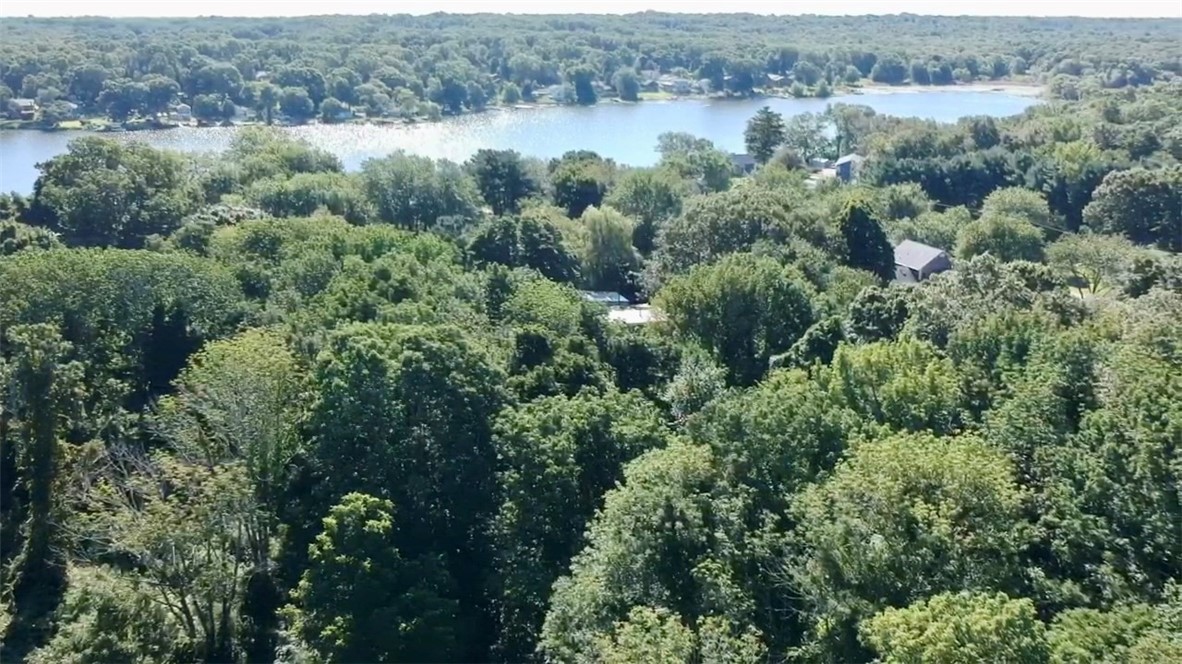 100 Cory's Avenue