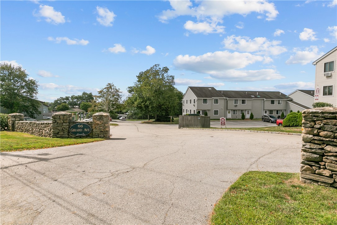 66 Girard Avenue 401