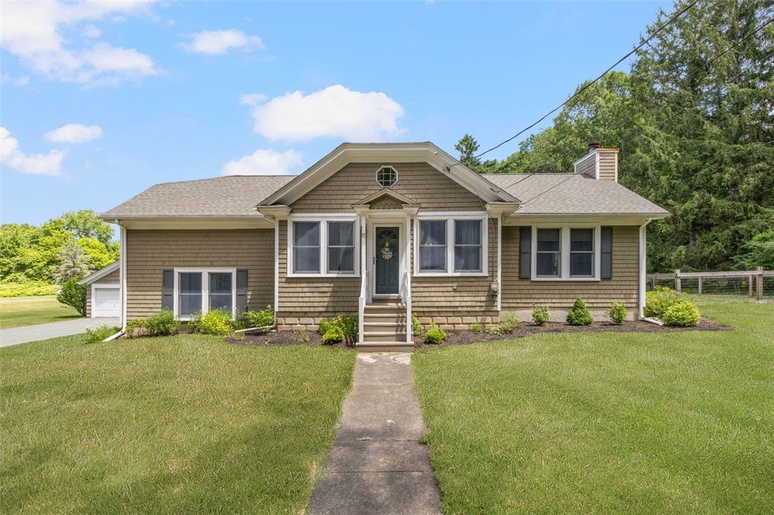 15 Little Pond County Road