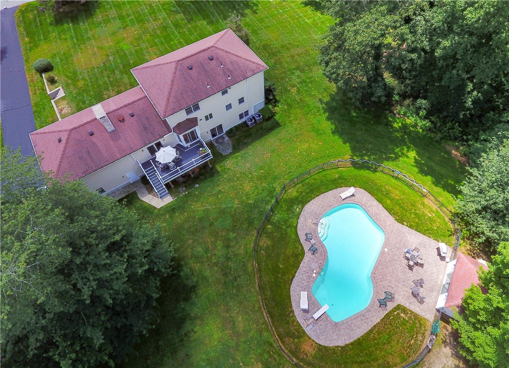 109 Gentry Way