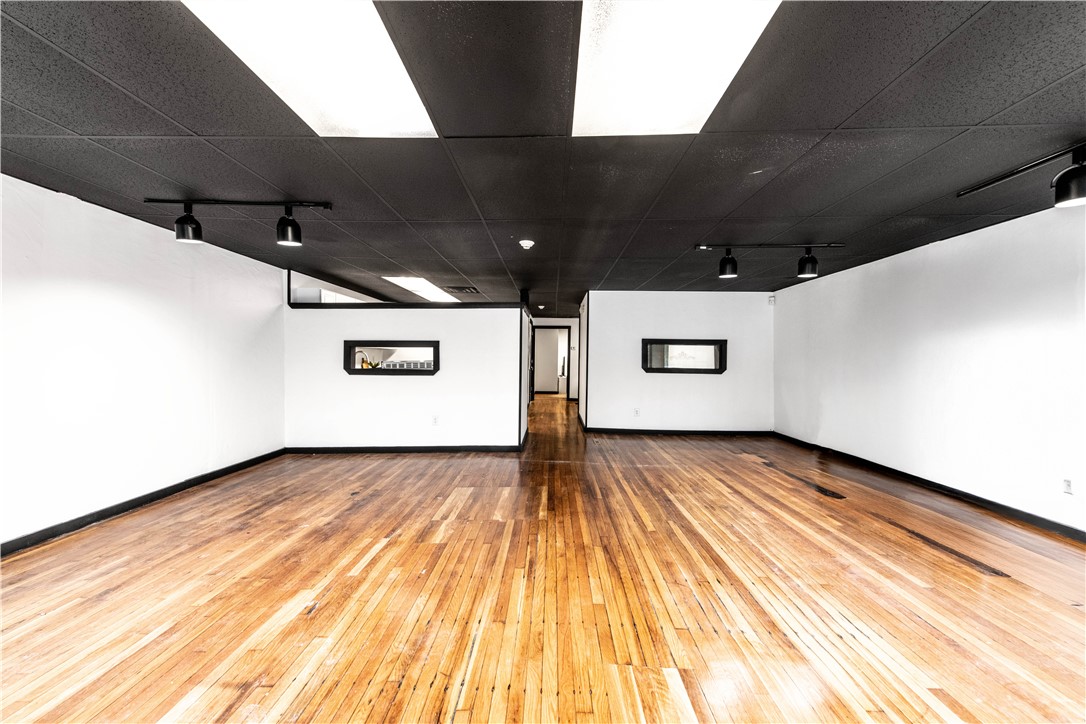 120 Danielson Pike