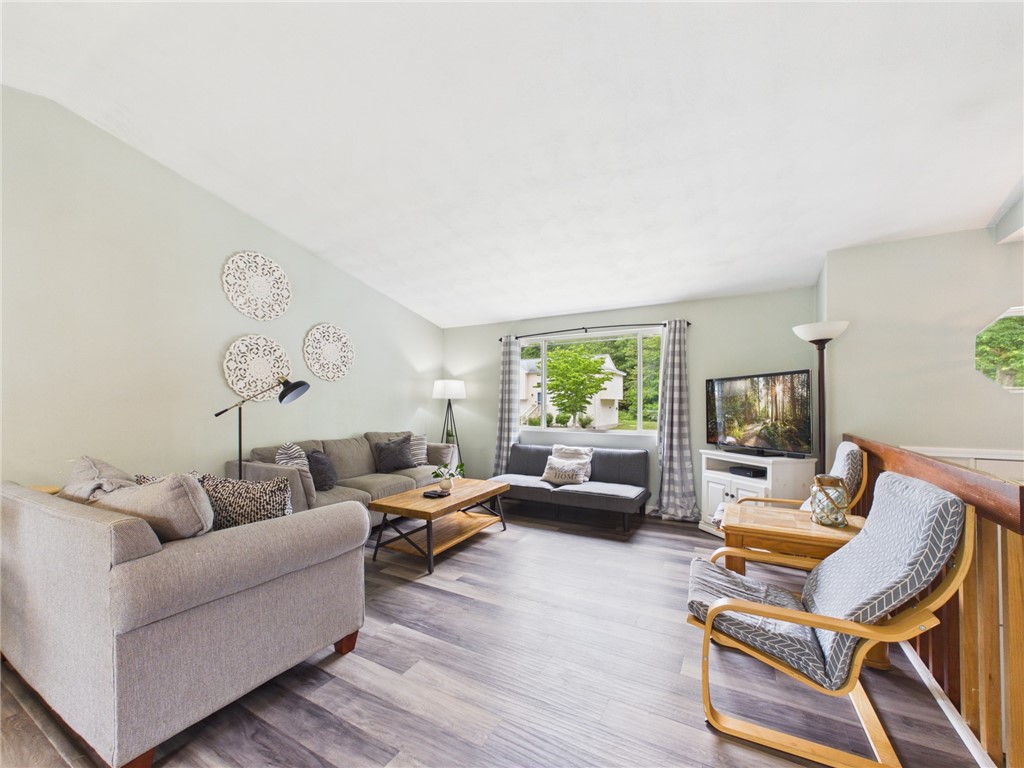 52 Meadowrue Trail